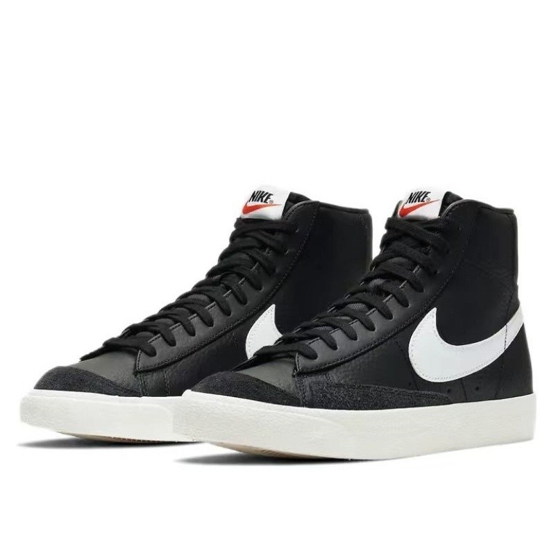 NIKE BLAZER MID 779G