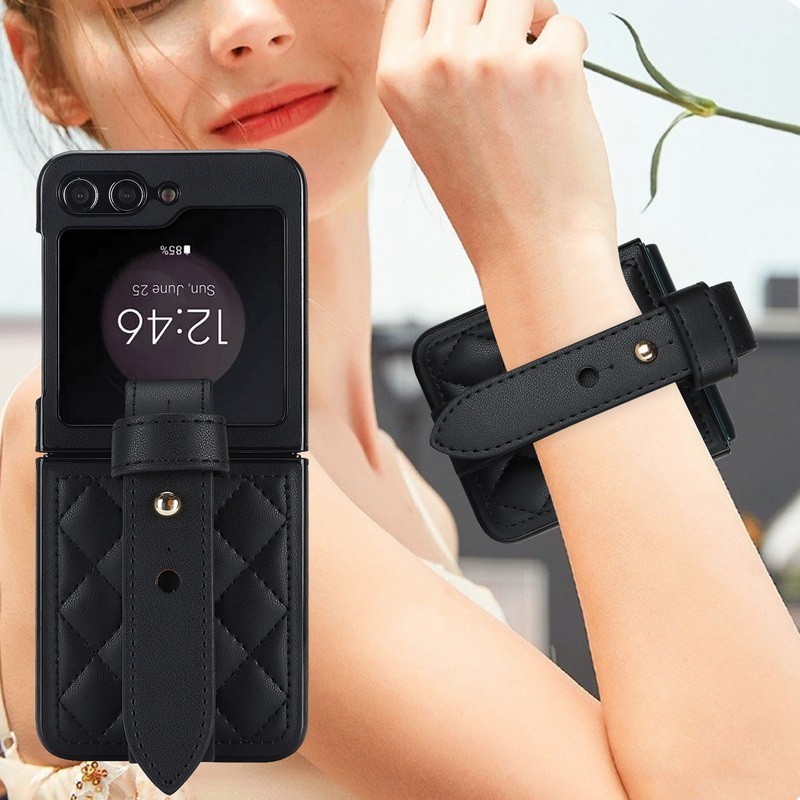 เคสโทรศัพท์มือถือหนัง ป้องกันเลนส์ พร้อมสายคล้องข้อมือ สําหรับ Samsung Galaxy Z Flip5 4 3