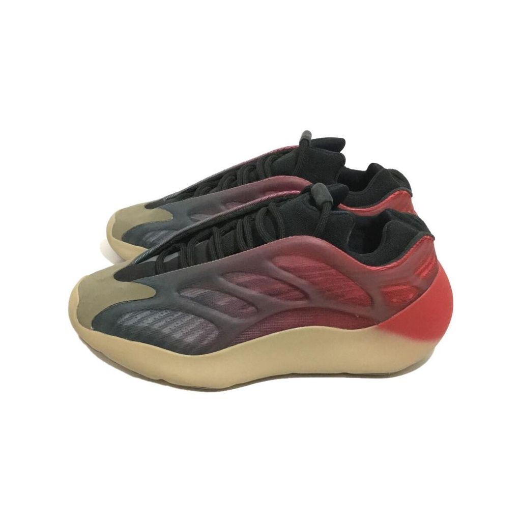Adidas Yeezy Boost 700 รองเท้าผ้าใบ สีม่วง มือสอง
