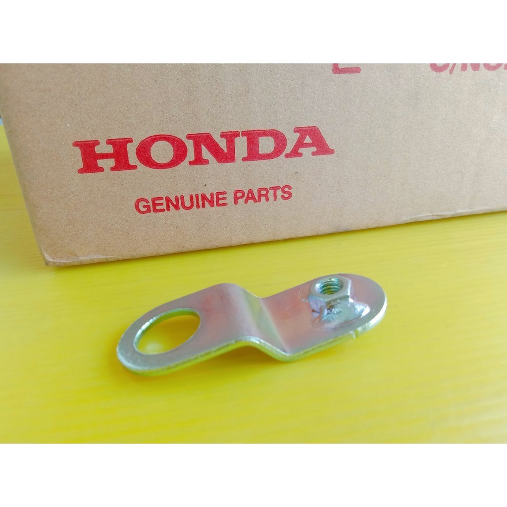 หูยึดบังลมล่างข้างซ้ายแท้HONDA Wave125s/r อะไหล่แท้ศูนย์HONDA(64312-KPH-900)1ชิ้น