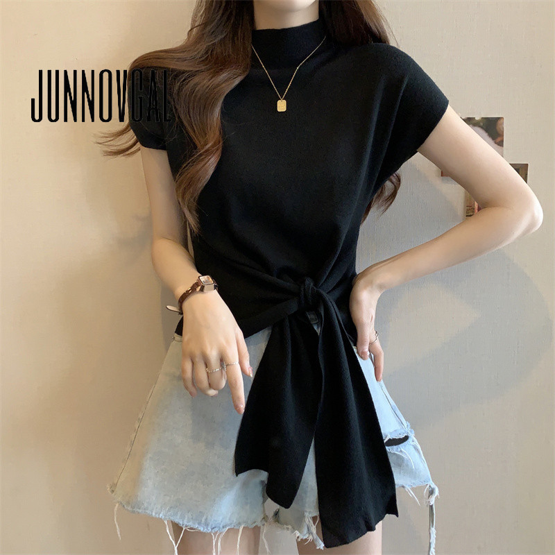 Junnovgal ใหม่ เสื้อยืดแขนสั้น คอเต่า ผ้าถัก ทรงไม่สมมาตร สีพื้น สําหรับผู้หญิง 2024