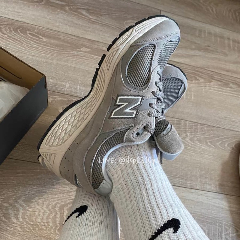 อ่านก่อนสั่งค่ะ  Pre-order ️ รองเท้า New Balance 2002R (ML2002RC) แฟชั่น