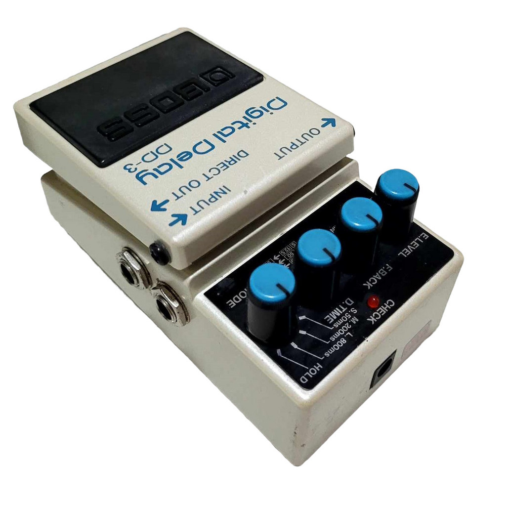 BOSS DD-3 Digital Delay เอฟเฟคกีตาร์ (มือสอง)  สภาพดี สวยๆ เกรด AAA สินค้าพร้อมใช้งาน