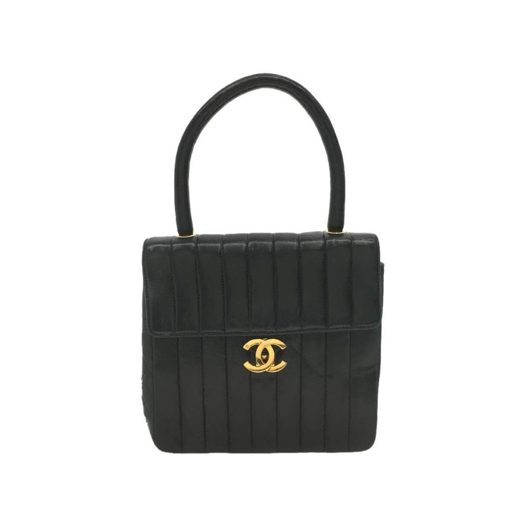 Chanel กระเป๋าถือ Mademoiselle สีดํา ส่งตรงจากญี่ปุ่น มือสอง
