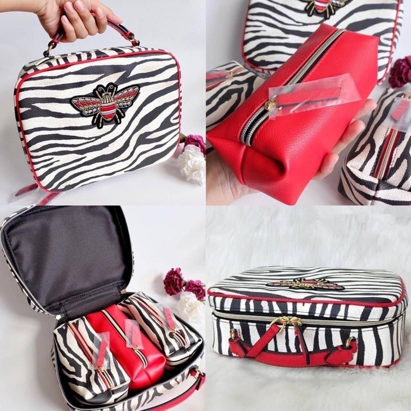 ✨Estee Lauder Zebra Pattern Bag ✨ กระเป๋า Estee ลายม้าลาย (เซต 4 ชิ้น ) มีกระเป๋าลูกให้ 3 ใบด้วยนะคะ