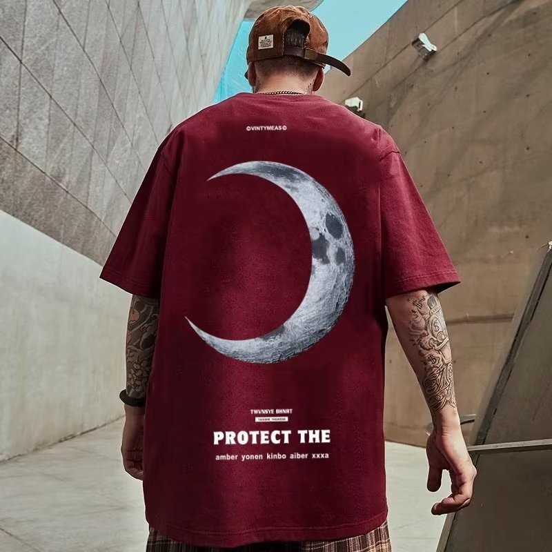 【M-8XL 】เสื้อยืดคอกลม แขนสั้น พิมพ์ลายดวงจันทร์ สไตล์อเมริกัน อินเทรนด์ลําลอง อเนกประสงค์ เหมาะกับฤดูร้อน สําหรับผู้ชาย