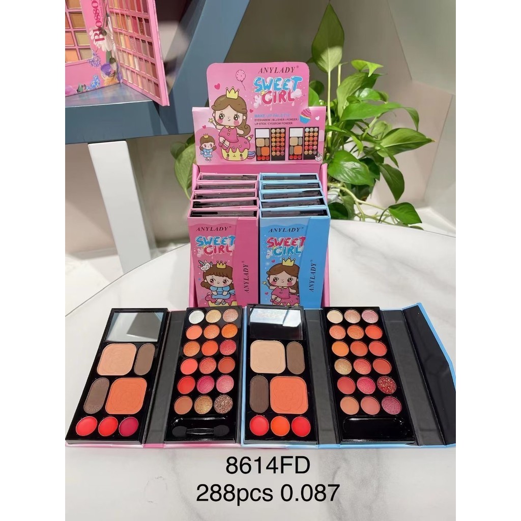 ตลับละ60บาท พาเลทตาที่แพ็คเกจน่ารักมากกก คิดว่าสมุดโน๊ตต แต่ไม่ใช่ค่าา น้องคือพาเลทตา/บรัชออน/ลิป....