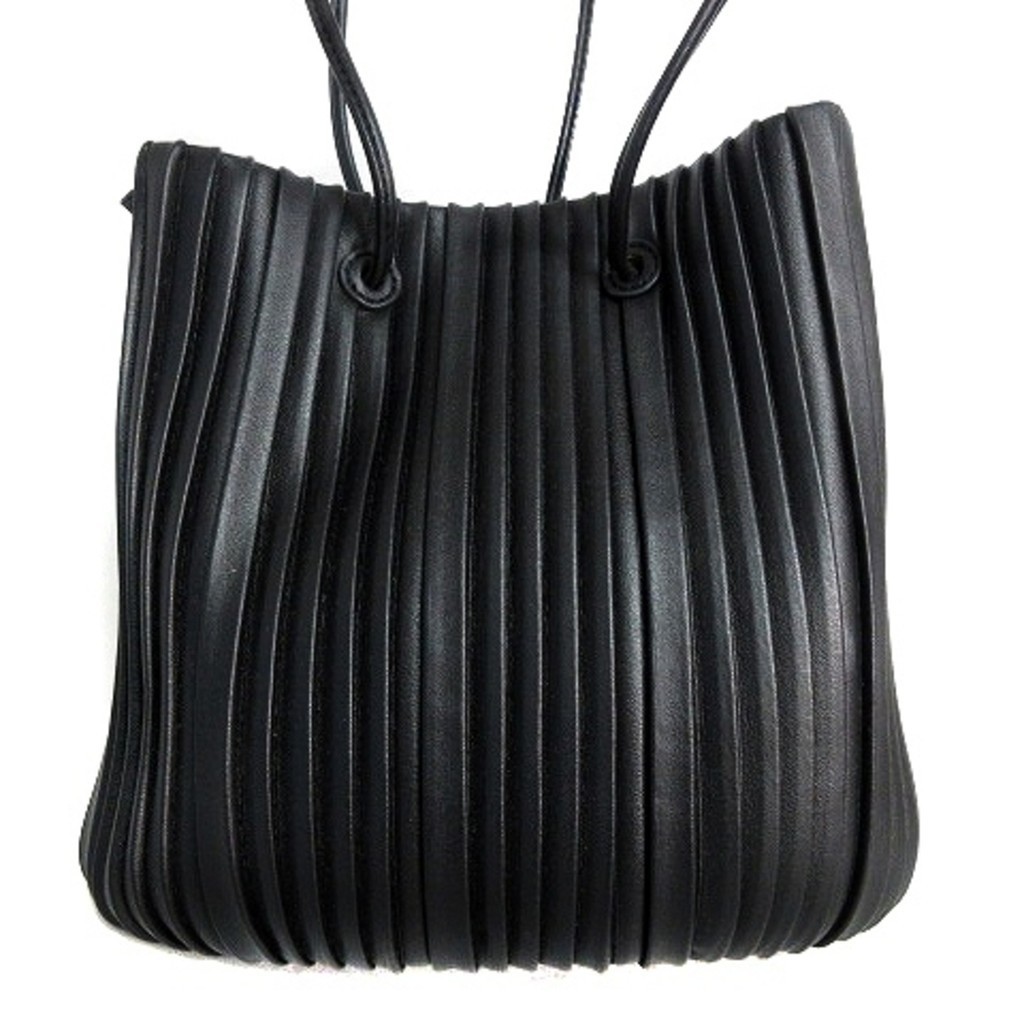 A.V.V. Michel Clan Bag Shoulder Drawstring Pleated Black Bag Direct from Japan Secondhand