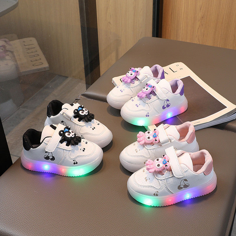 Reyno StellaLou รองเท้า ลายการ์ตูนเจ้าหญิง มีไฟ LED ระบายอากาศ สําหรับเด็กวัยหัดเดิน ราคา ถูกที่สุด ดีลบีเคเค แกลเลอรีภาพที่ 3