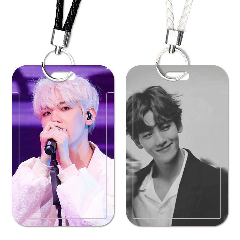 ที่กําหนดเองด้านข้าง Baekhyun ผู้ถือบัตรนักเรียนโรงเรียนบัตรอาหารบัตรรถบัสบัตรประจําตัวธนาคารบัตรป้อ