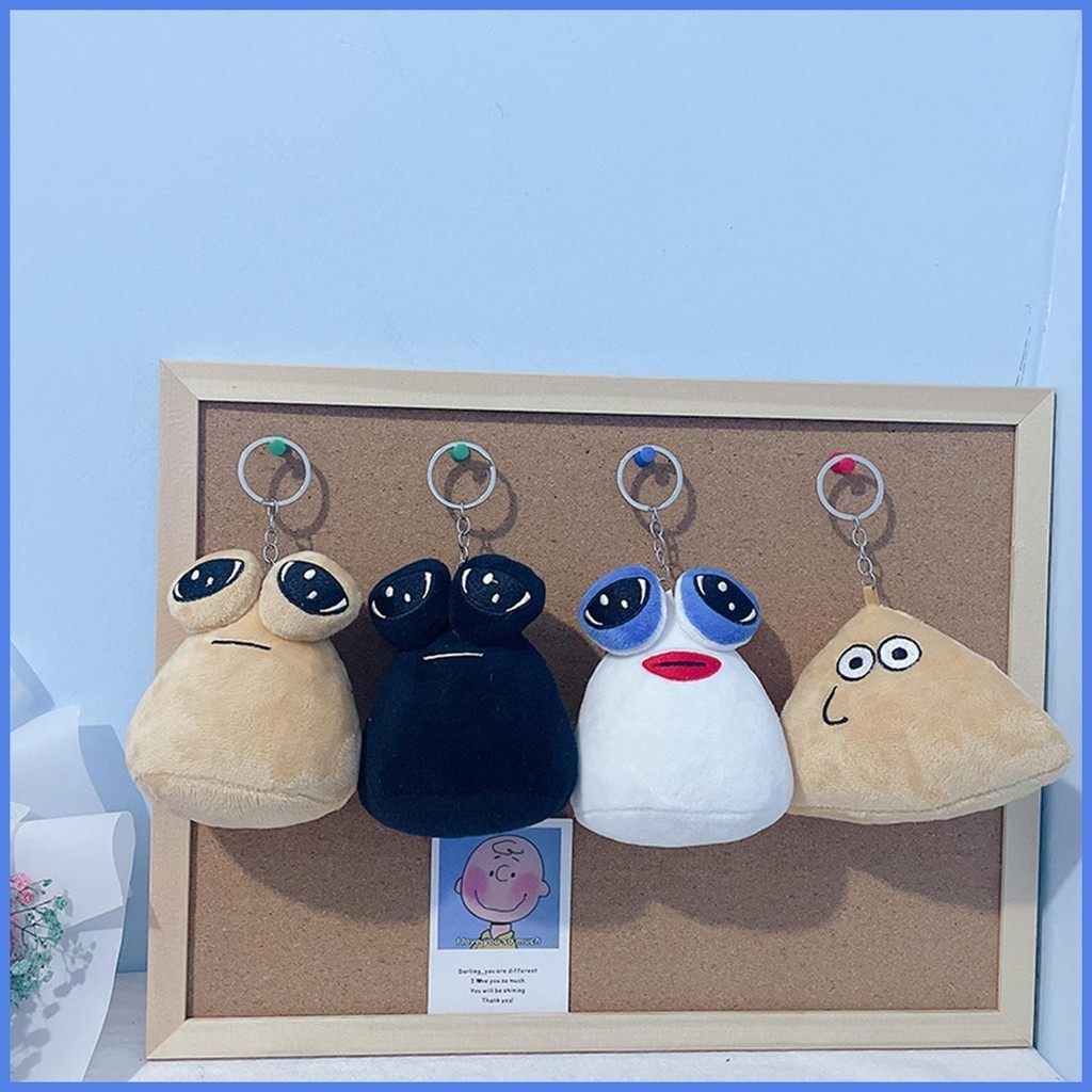 Pou ตุ๊กตาพวงกุญแจ Mini Alien Plush จี้สําหรับกระเป๋าเป้สะพายหลังตกแต่งอุปกรณ์ต่อพ่วงเกมยอดนิยม chenhommy