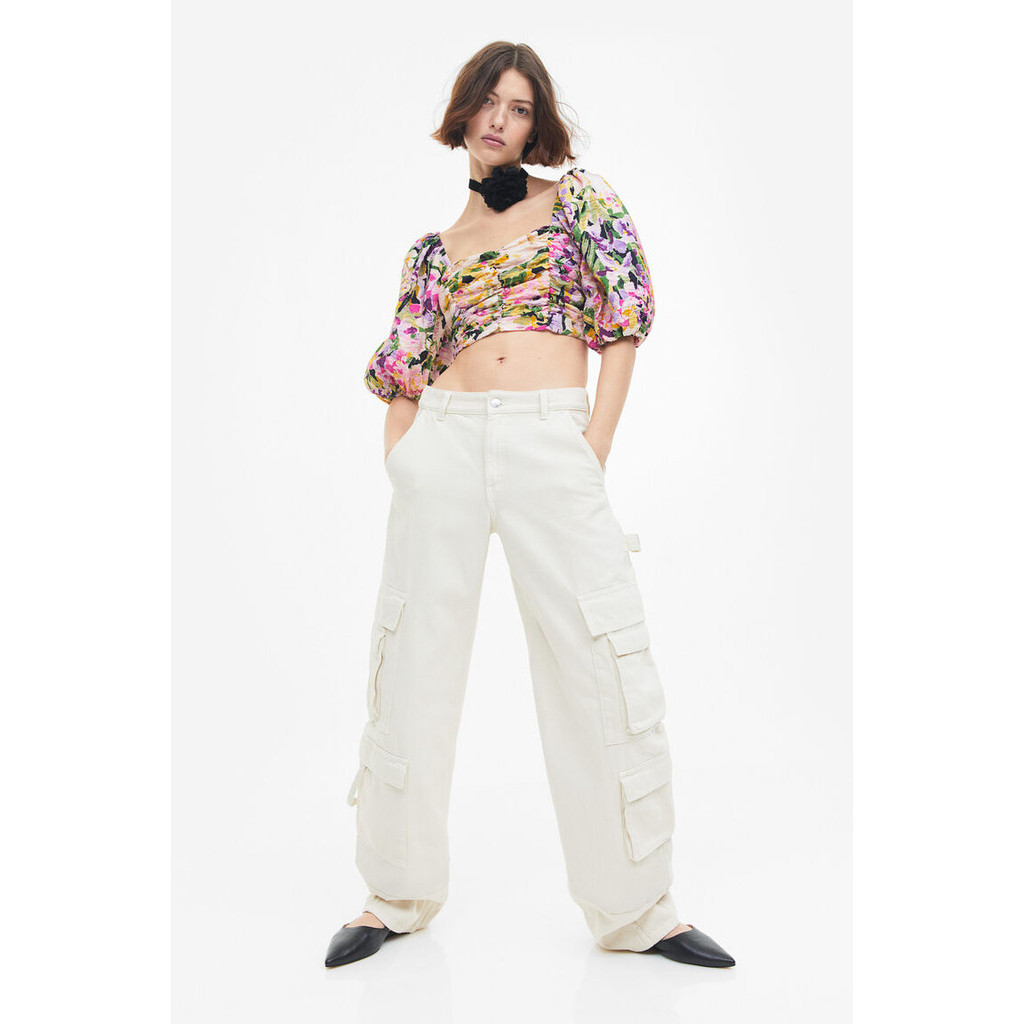 H&amp;M  Woman Puff-sleeved crop top 1138624_1