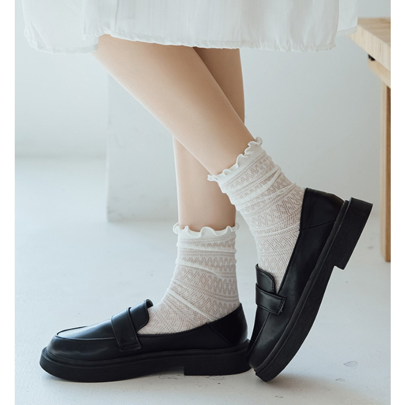 **พร้อมส่ง** ถุงเท้าผ้าฝ้ายเนื้อบางฉลุลาย เหมาะกับอากาศร้อน