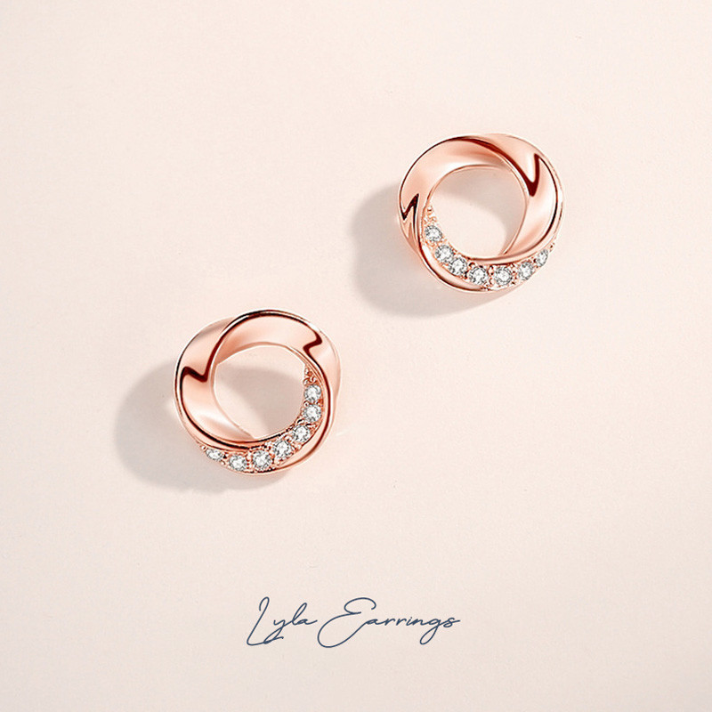 Lyla Earrings ต่างหูเงินแท้ S925