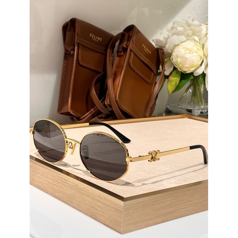 【polarized Light】ใหม่ CE แว่นตากันแดดโลหะ LISA star blogger พร้อมแว่นตากันแดดหลัก 2024