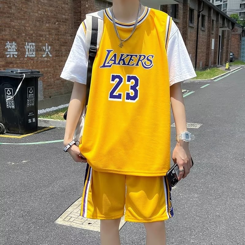 เสื้อกีฬาบาสเก็ตบอล คอกลม ลาย NBA Lakers James No.23 ระบายอากาศ แห้งเร็ว คุณภาพสูง สไตล์เรโทร สําหรับผู้ชาย และผู้หญิง มีสีดํา สีขาว สีม่วง สีเหลือง
