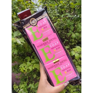 สบู่มาดามเฮง ว่านห่างจระเข้ วิตามินอี สูตรต้นตำหรับมาดามเฮง Aloevera Vitamin E Soap madame heng 150กรัม x 3ก้อน