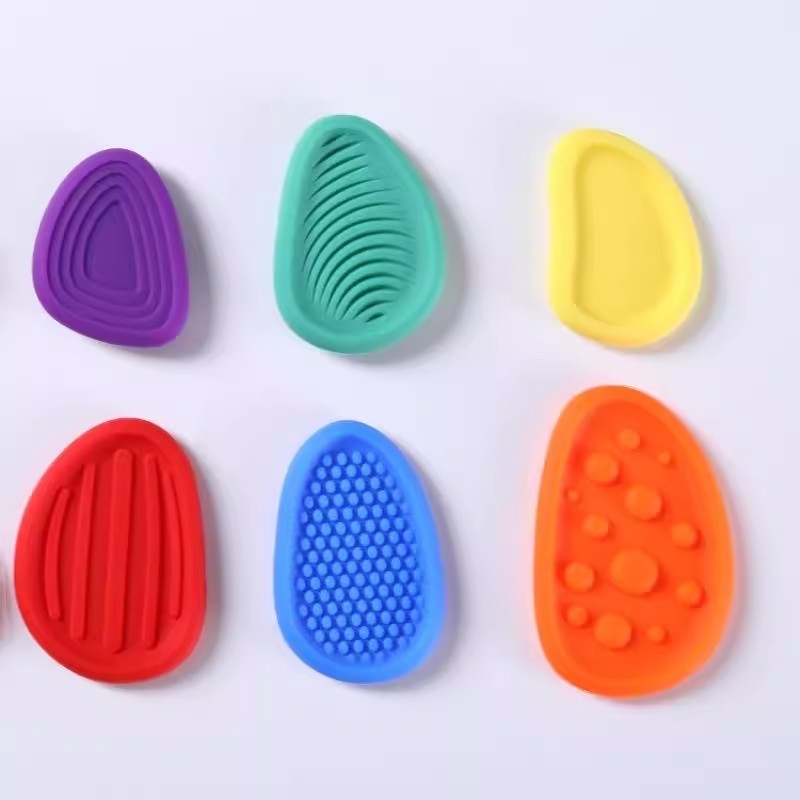 Sensory Fidget ของเล่นหินสําหรับเด็ก 6 แพ็ค Textured Soft Worry หินสําหรับออทิสติกวัยรุ่นความวิตกกังวลความเครียดบรรเทาของเล่นชุด ราคา ถูกที่สุด ดีลบีเคเค แกลเลอรีภาพที่ 8