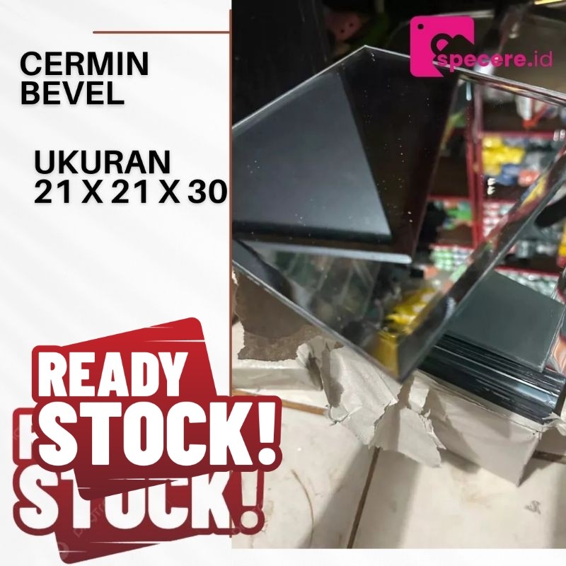 - กระจกเอียงแก้ว 21.21 x 21.21 x 30 ซม. หนา 5 มม. เอียง 1 ซม. - กระจกปั้น