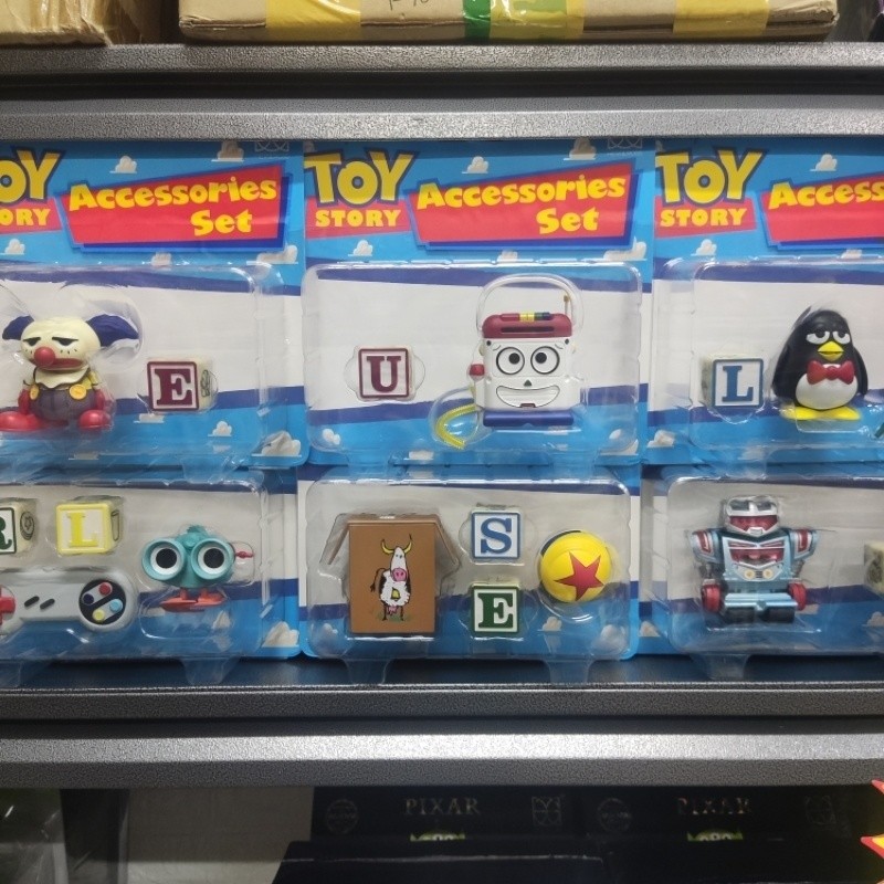 [Peng] [ฝีมือประณีต] Toy Story 345 Clown Electric Spark Mike Milk Box กล้องโทรทรรศน์หุ่นยนต์เครื่องประดับอินเทรนด์