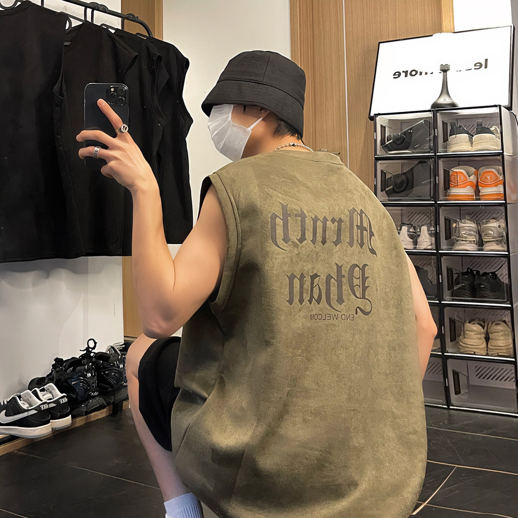 เสื้อกล้าม แขนกุด ทรงหลวม สไตล์อเมริกัน สตรีท แฟชั่นฤดูร้อน สําหรับผู้ชาย