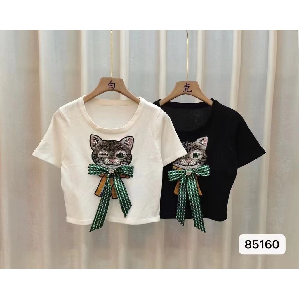 Xiao เสื้อยืดแขนสั้น ประดับลูกปัด รูปแมว และโบว์ แฟชั่นฤดูร้อน สําหรับผู้หญิง VUEJ