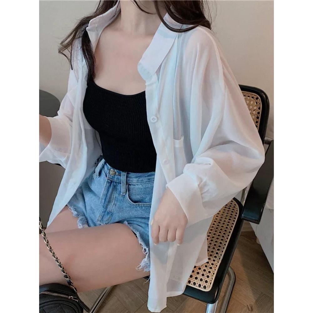 Dahong  เสื้อเชิ้ตแฟชั่นผ้าบางสวยใส่คลุม  ชีฟอง แฟชั่นสาวๆ มี2สี แขนยาวคอปก ไม่ต้องรีด มีกระเป๋า1ข้าง ส่งไว 008