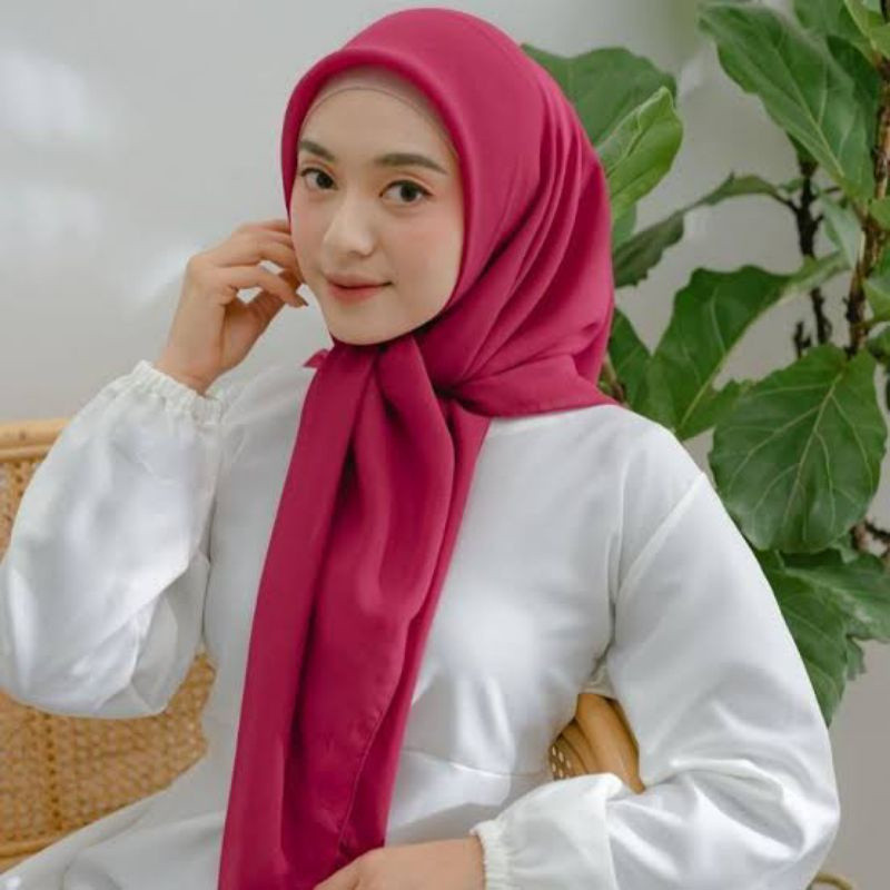 Hijab Jilbab Square Veil 110x110 ซม.Bella Square Label 68 หลากหลายสีธรรมดา Premium Neat Neci Edge เย
