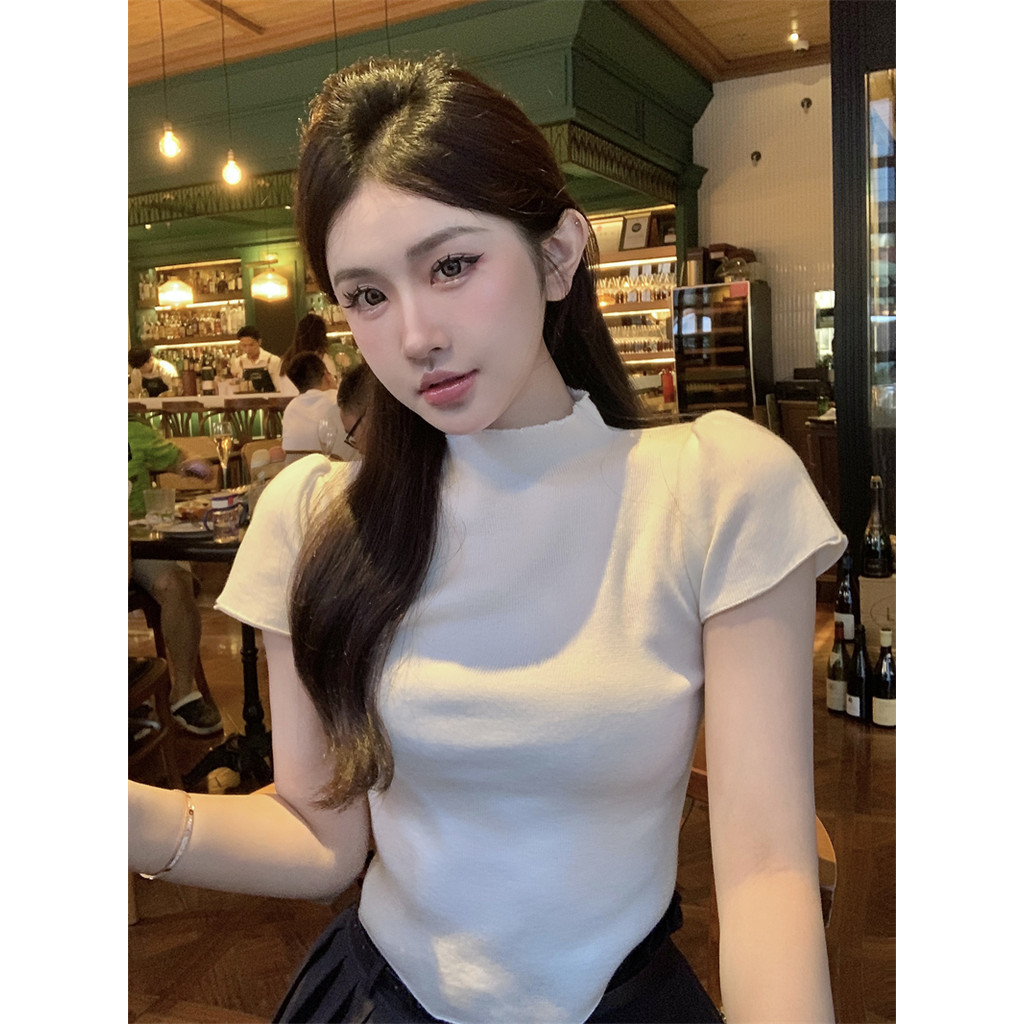 เสื้อครอปท็อปแขนสั้น คอสูง ผ้าถัก สีพื้น แบบเข้ารูป สําหรับผู้หญิง