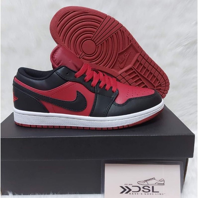 รองเท้าผ้าใบ Air Jordan 1 Low "สีดำสีแดงสีขาว"