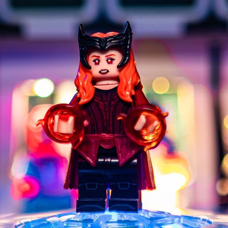 ใช ้ งานร ่ วมกับ Lego Avengers Scarlet Witch Wanda Minifigure เด ็ กประกอบอาคารบล ็ อกของเล ่ น Super English Series EWWA