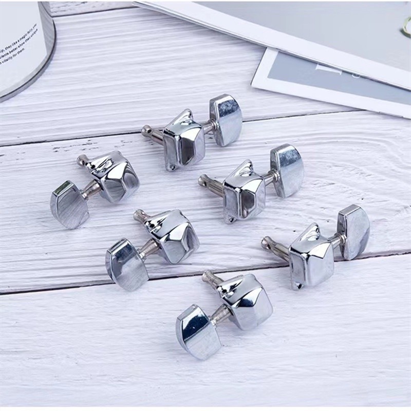 หัวกีตาร ์ อะคูสติกกึ ่ งปิด , กีตาร ์ อะคูสติกชุบโครเมียม 3x3 2 สี ( เงิน )