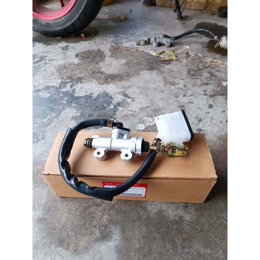 ชุดปั้มเบรกเดิม สีดำ ปั้มเหยียบหลัง ปั้มเบรคโซนิค ปั้มเหยียบหลัง นิชชิน(รูสล็อต) ใส่รุ่นSONIC,TENA,DASH,NOVA,MSX,LS - รูปที่ 2