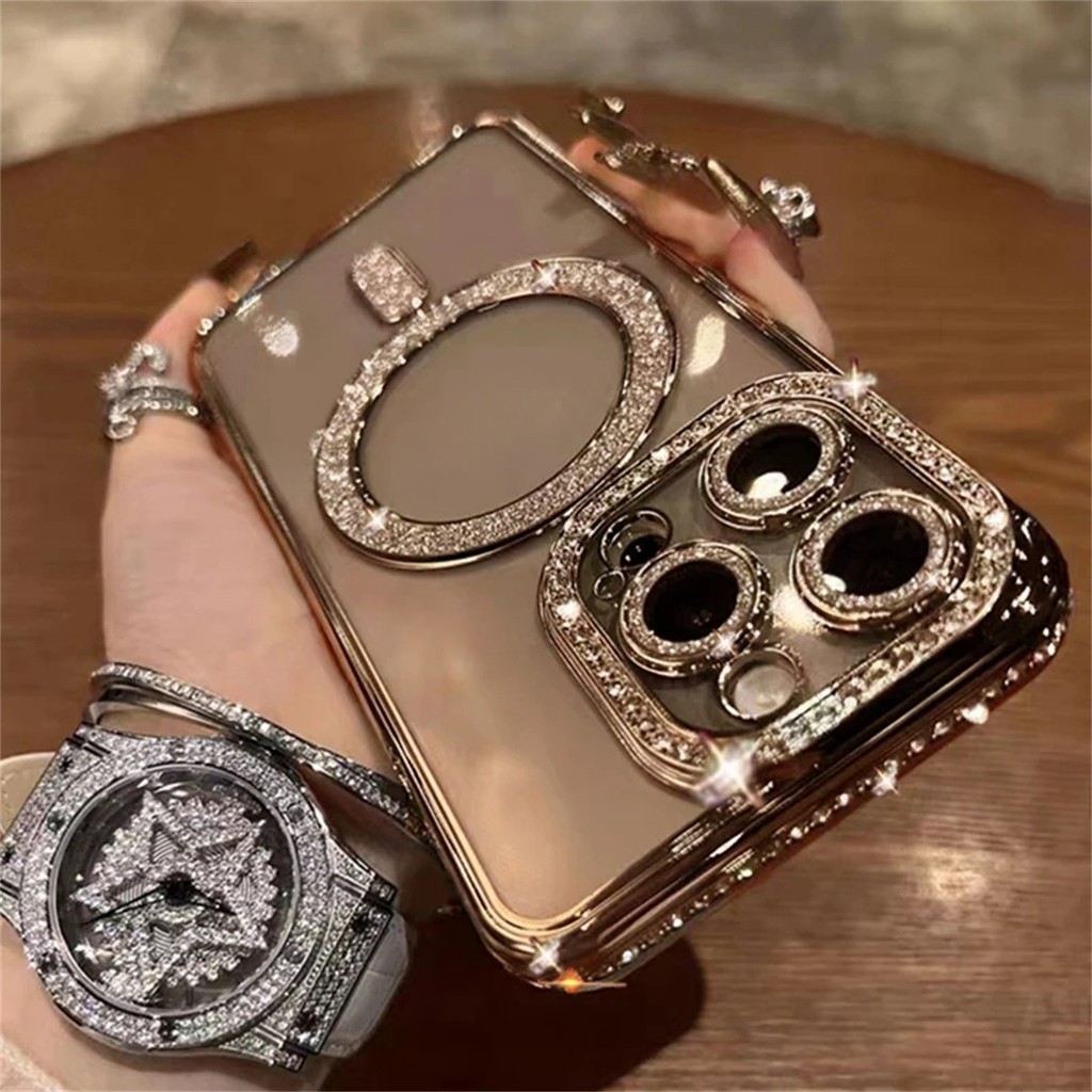 Glitter Diamond เคสป้องกันกล้องสําหรับ iPhone 16 11 12 13 14 15 Pro Max ปลอกผู้หญิงหรูหรา Bling Rhinestone ปุ่มเงินซิลิโคนอ่อนนุ่มฝาหลัง