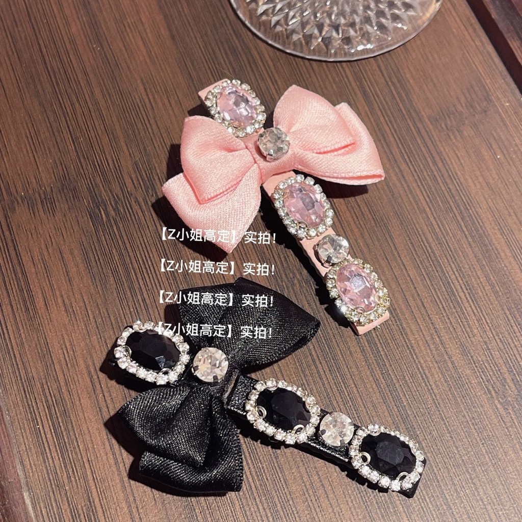 กิ๊บติดผมสีชมพูสีดําประณีตหนัง Rhinestone Bow Duckbill คลิป