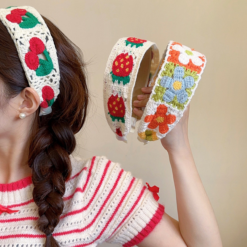 ดอกไม้ที่สวยงามเย็บปักถักร้อย Headwear Hairbands เครื่องประดับผมสําหรับผู้หญิง