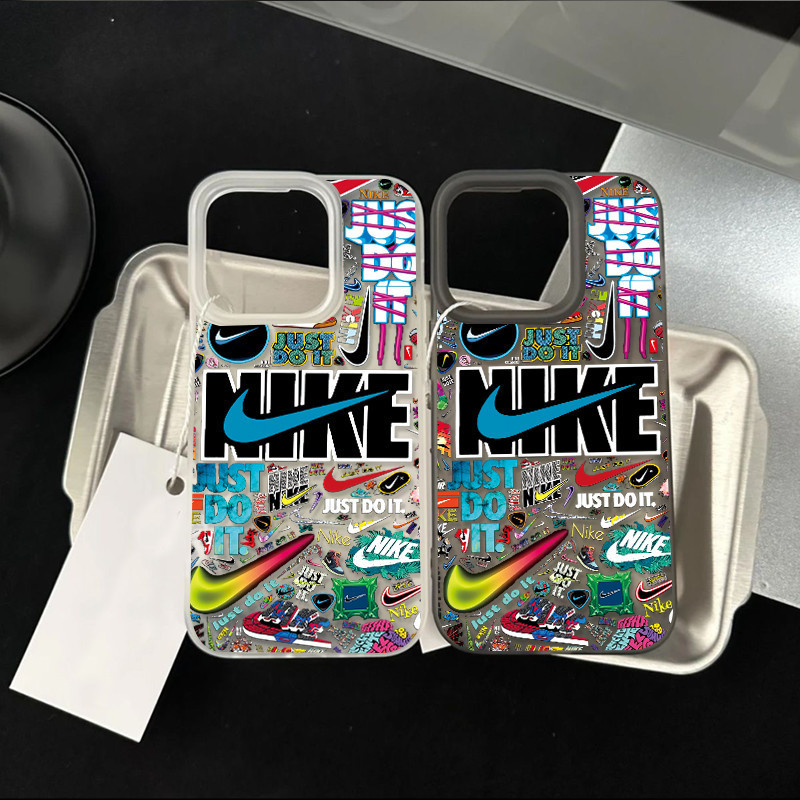 เคสโทรศัพท์มือถืออะคริลิคใส For iPhone16 15 14 11 13 12 Pro Max X XS XR 7P 8Plus นุ่มป้องกันการชน ส่งจากไทยส โลโก้แบรนด์