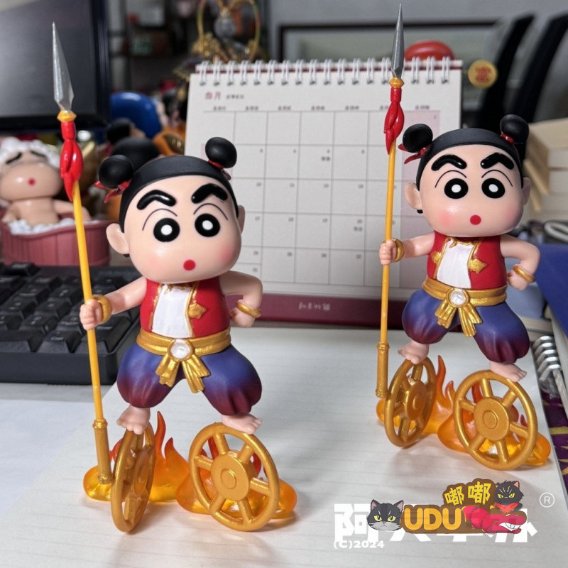 🔥ขายร้อน🔥2025 ฟิกเกอร์ Nezha Crayon Shin-chan ใหม่ ของตกแต่งโต๊ะ ฟิกเกอร์ Crayon Shin-chan Nezha ของขวัญเพื่อนอนิเมะ
