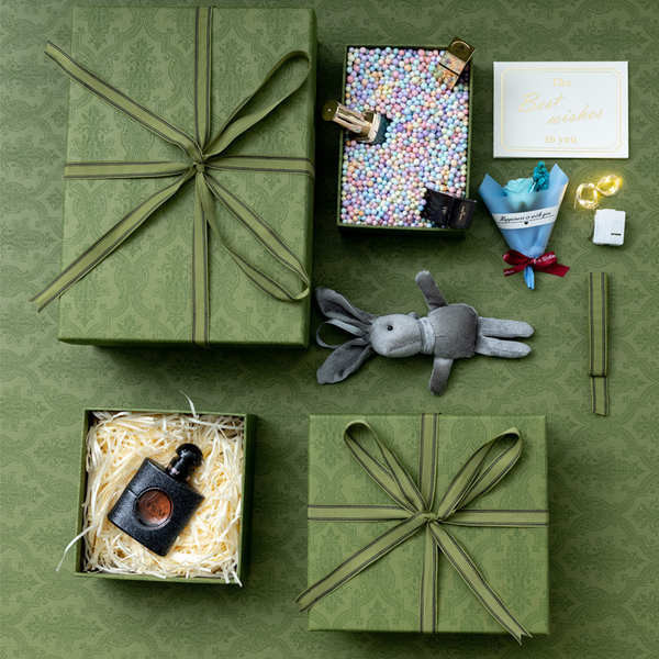 กล่องของขวัญสำเร็จรูป กล่องของขวัญ, กล่องเปล่า, กล่องวันเกิด, กล่องบรรจุภัณฑ์ของขวัญ, ความคิดสร้างสรรค์ระดับไฮเอนด์, ความรู้สึกเฉพาะของพิธี, ของขวัญที่สวยงามสําหรับเด็กชายและเด็กหญิง