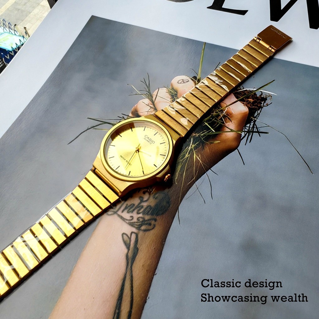 Mq24 วงกลมโลหะ Dial Roma นาฬิกา unisex ทองสแตนเลสควอตซ ์ นาฬิกาข ้ อมือ