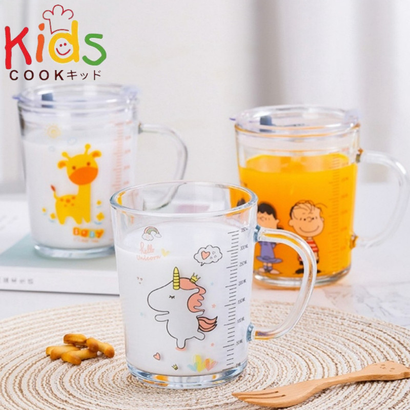 KIDSCOOK แก้วน้ำเด็ก ลายการ์ตูน พร้อมฝาปิดและหลอด (A0)