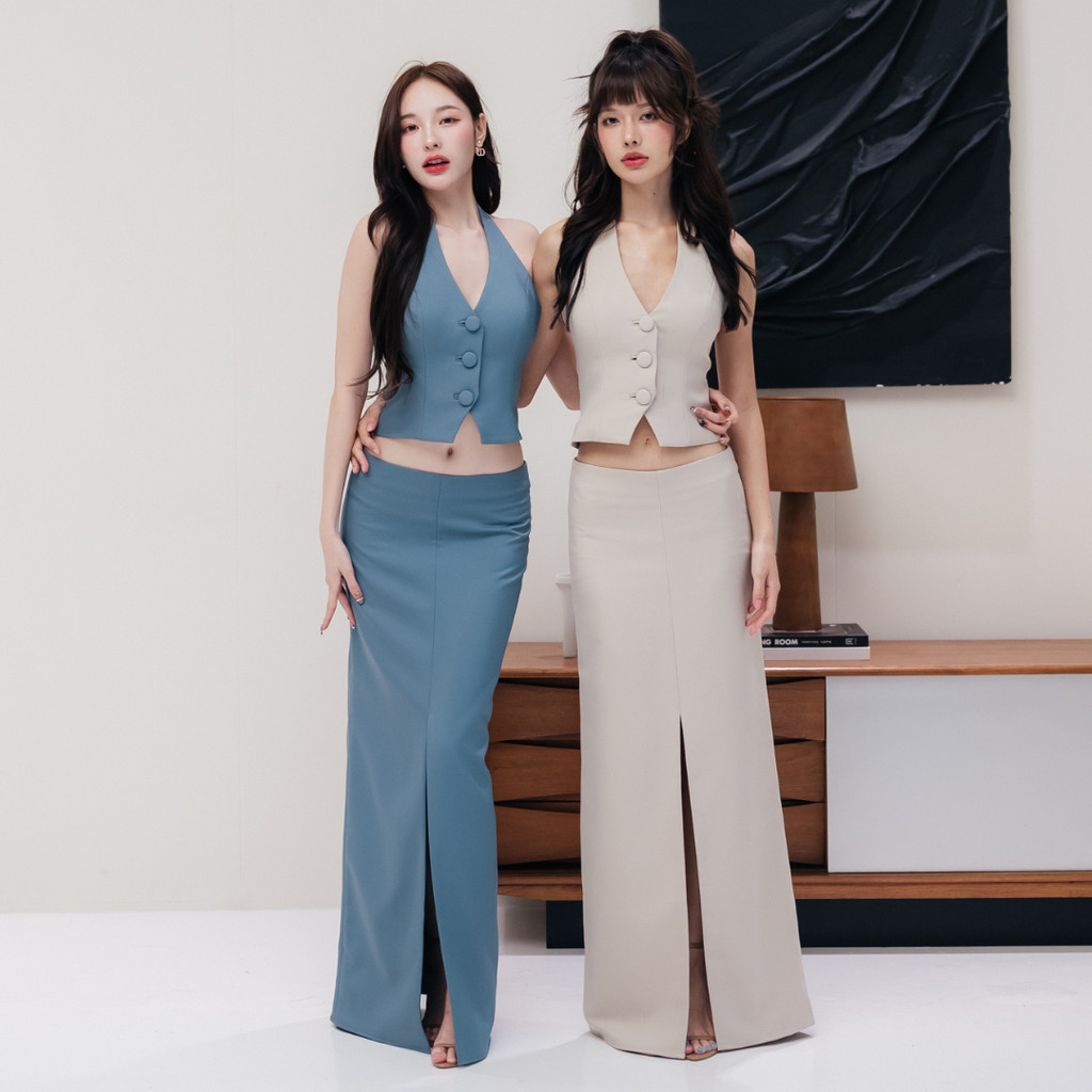 Lism Set-011 ชุดเซตเสื้อคล้องคอกระโปรงผ่าหน้าสุดเก๋ (ชุดเซต)