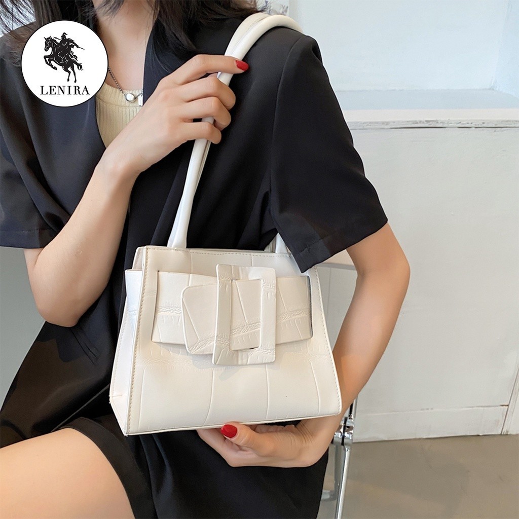 Lenira(L089) กระเป๋าสะพายไหล่ ทรงหัวเข็มขัดสุดเก๋