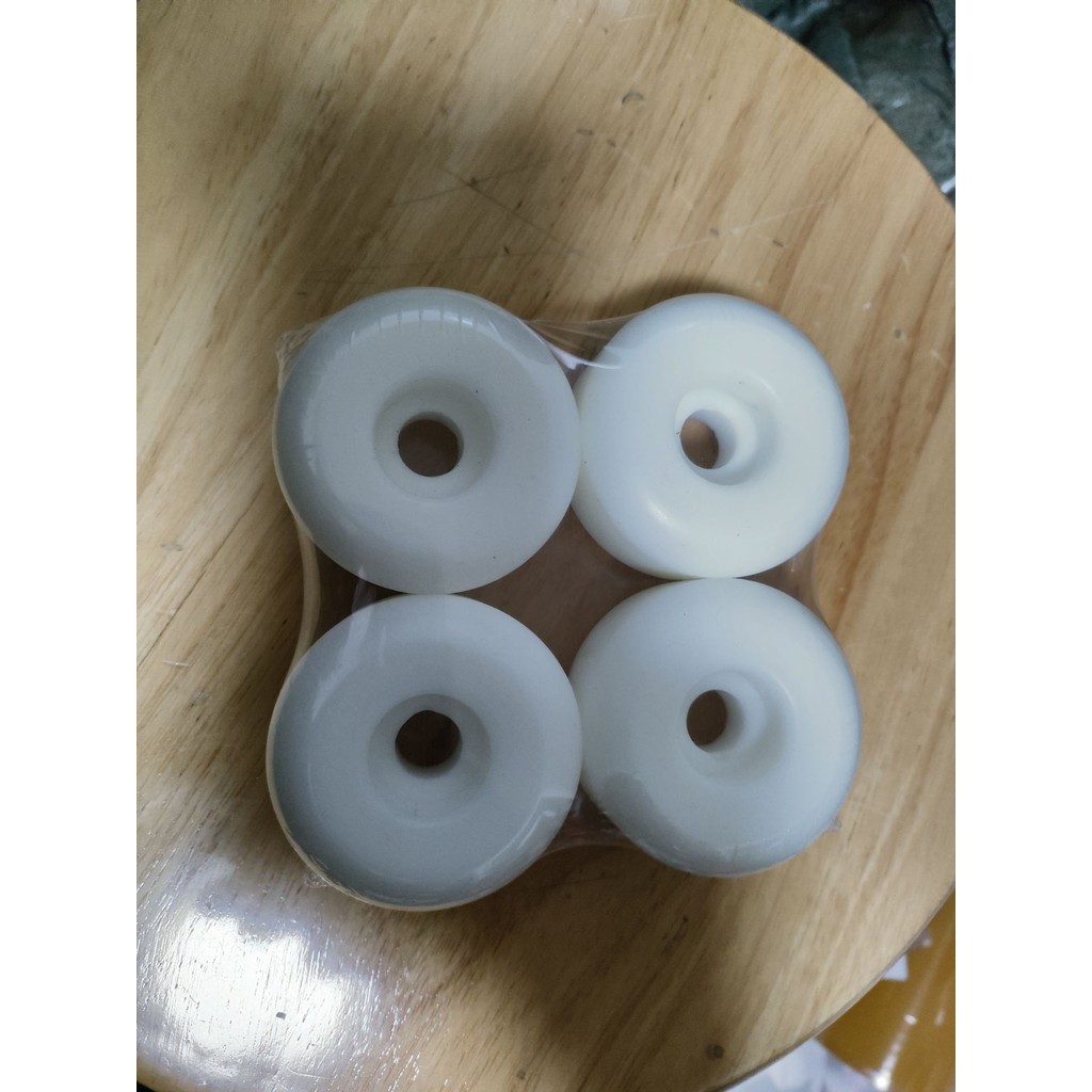 A-cut 58mm 101a SKATEBORD wheel ล้อแข็ง profession ล้อสเก็ตบอร์ด 101a นําเข้าแผ่นเลื่อนบิดเบี้ยวคู่ทุกรอบภูมิประเทศล้อทําความสะอาดราคาสต็อก