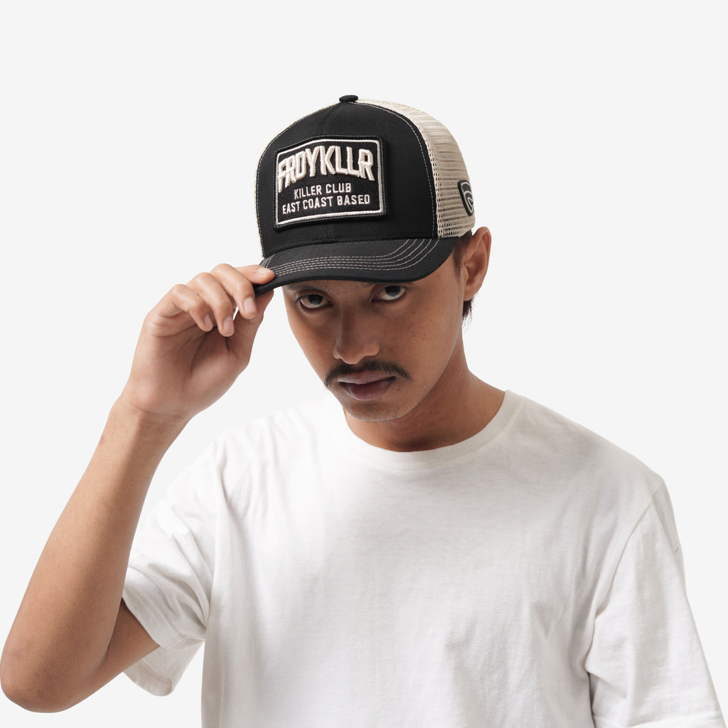 MENS NET TRUCKER HAT สีดํา FRIDAY KILLER | KLLR CLUB BLK OFF