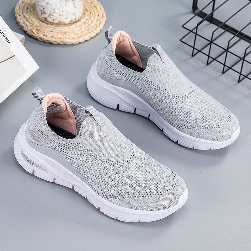 รองเท้าผู้หญิง - Kasut Wanita Nyaman & Ringan SKERCHERS_ARCH-FIT*รองเท้าผ้าใบตาข่ายระบายอากาศน้ำหนักเบาสำหรับออกกำลังกายกลางแจ้ง 232041 ถุงเท้าของขวัญฟรี รีบหน่อย! UKSN ZQZ4.