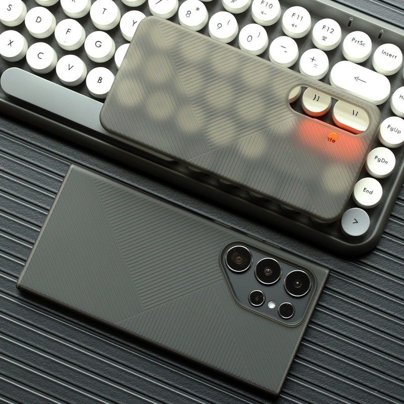 เคสโทรศัพท์มือถือ ผิวด้าน บางมาก กันกระแทก กันลายนิ้วมือ สําหรับ Samsung S24 Ultra S24 S24 Plus 0.3 มม.