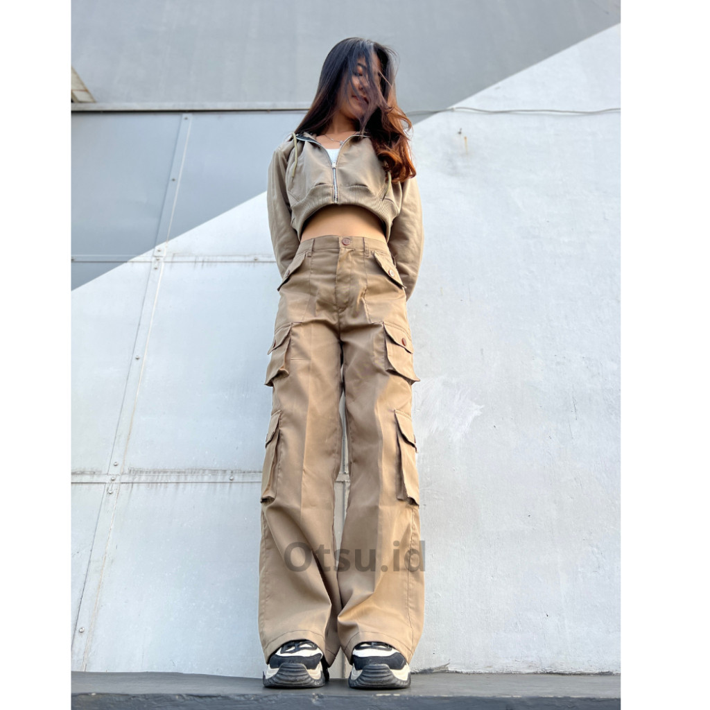 5.5 CARGO // Gloria Cargo Pants - Highwaist Loose Cargo - กางเกงคาร์โก้ผู้หญิง - กางเกง Baggy by Ots
