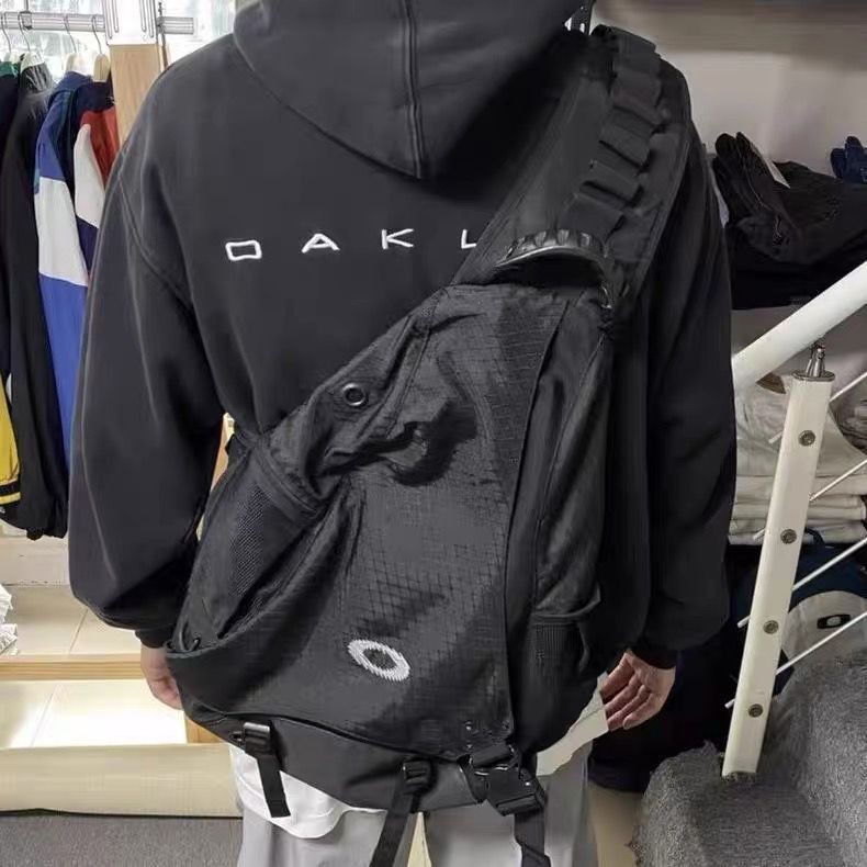 F & X กระเป๋าเป้สะพายหลังที่ไม่ซ้ํากันจาก Street Heavy Industry Bow Arrow กระเป๋า One-Shoulder Messenger กระเป๋า archive War vibe สไตล์กลางแจ้งมัลติฟังก์ชั่กระเป๋าเป้สะพายหลังผู้ชายผู้หญิง