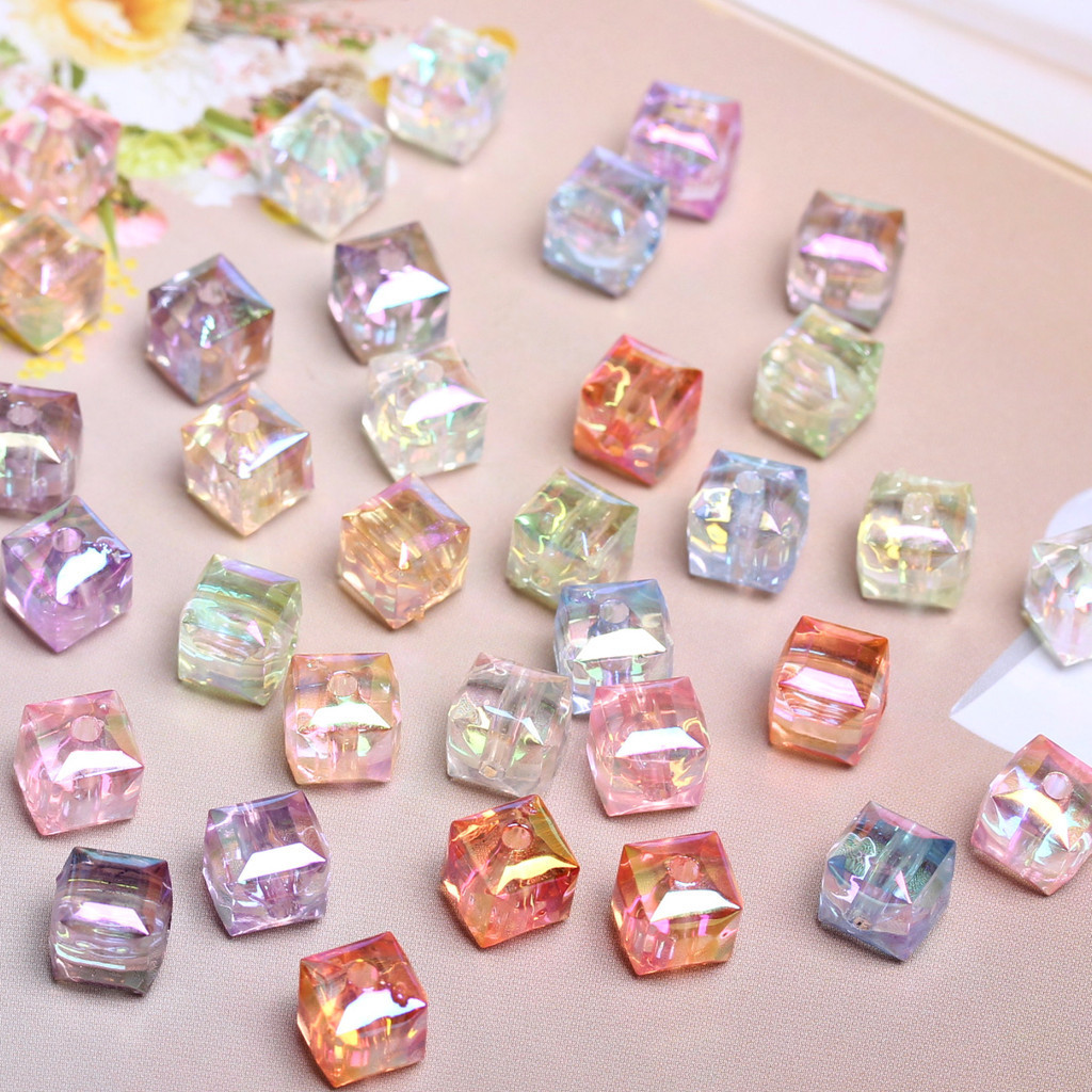 20ชิ้น/ถุง8มิลลิเมตรเรซิ่นยูวีชุบเลียนแบบคริสตัล ลูกบาศก์ สแควร์ลูกปัดจี้สําหรับต่างหูสร้อยข้อมือเครื่องประดับทํา